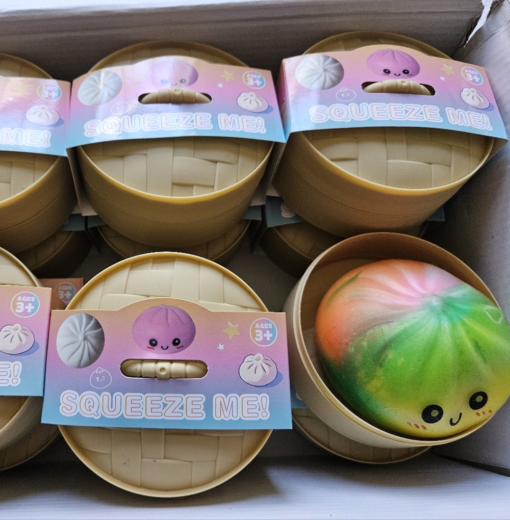 Squeeze Me! Squishy Bun Toy - Multicolor